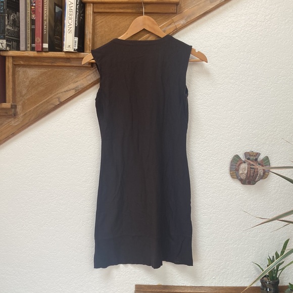 Horny Toad organic cotton v neck dress - Picture 7 of 10